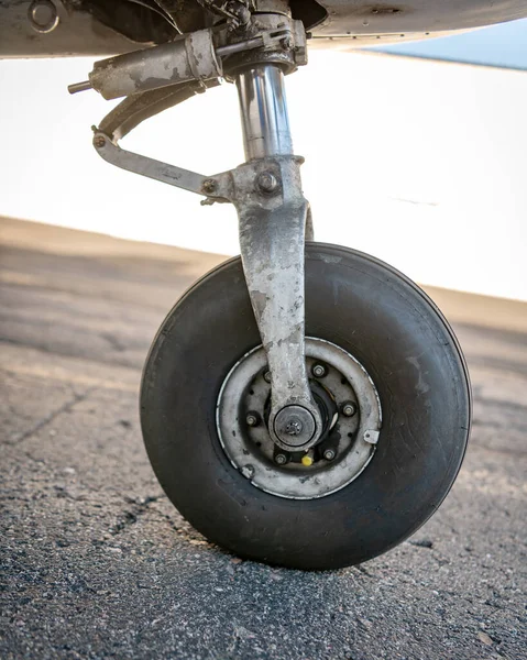 Front Wheel Small Private Plane Ground — Stock Photo, Image