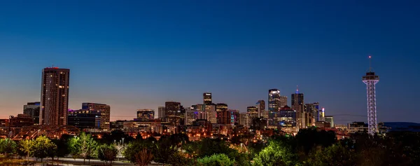Twilight Denver Colorado Met Skyline — Stockfoto