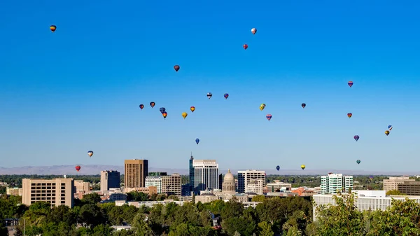 Boise Hot Air Balloon Festival Sulla Linea Del Cielo Della — Foto Stock