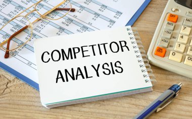 Metin COMPETITOR ANALYSIS ile ofis tablosu ve defter