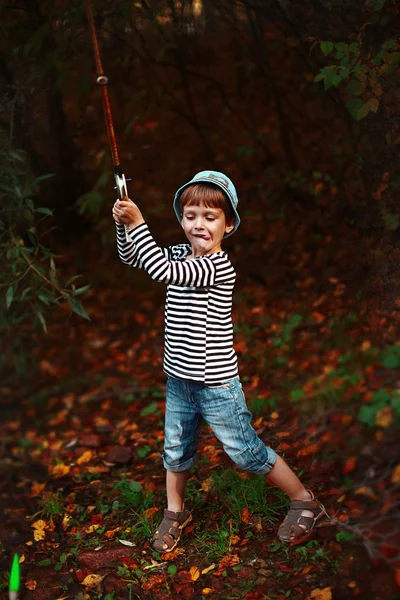 Boy with fishing rod — Stock Photo, Image