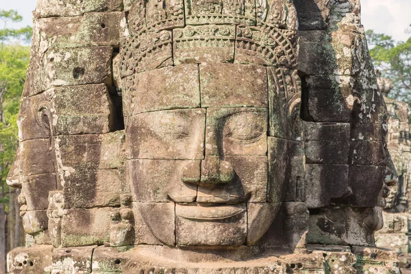 Bayon Castle or Prasat Bayon Khmer temple at Angkor in siem reap — Stock Photo, Image