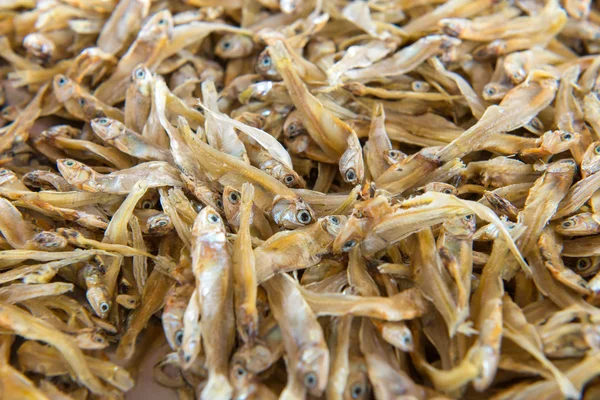Küçük balık hamsi Asya mutfağında kullanılan kurutulmuş — Stok fotoğraf