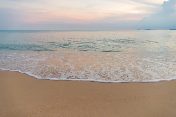アンダマン タイの熱帯のビーチの海の波 — ストック写真