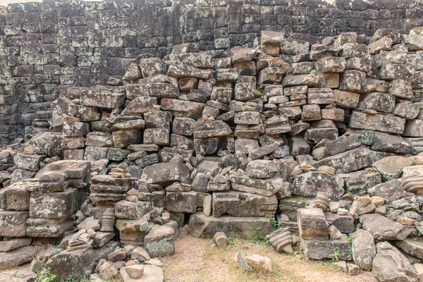 Ruinerna i Angkor Wat eller kambodjanska tempel i Siem Reap Kambodja — Stockfoto