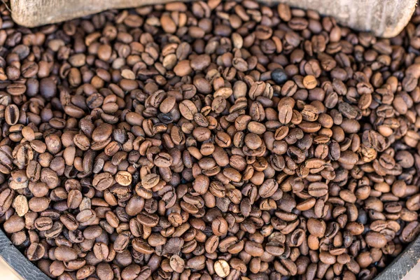 黑烤咖啡豆背景图 — 图库照片