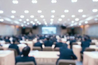 İş Bulanık Konferansı ve Konferans Salonunda Sunum.