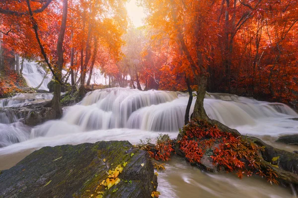 Waterfall Scene Pha Tad Waterfalls Rainforest Khuean Srinagarindra National Park — Stock Photo, Image