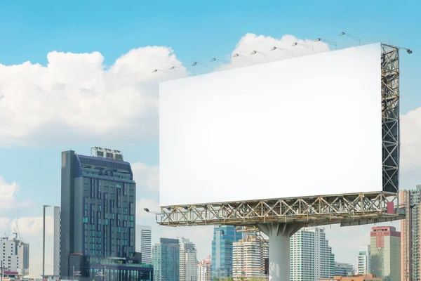 Billboard Reclame Poster Gebouw Voor Advertentie Concept Achtergrond — Stockfoto