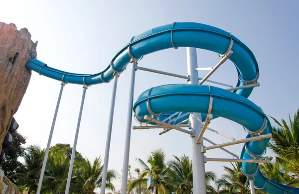 Grand slide i vattenpark. — Stockfoto