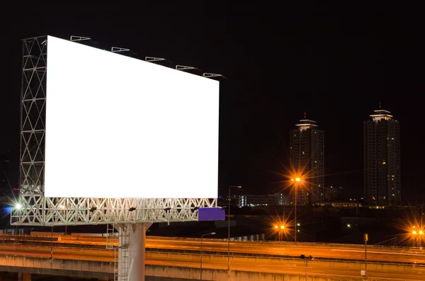 Tom billboard på twilight tid för annons — Stockfoto