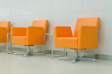 Oda tarzında modern portakal sandalye