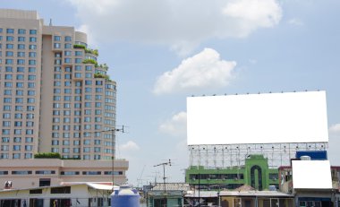 city view geçmişi olan yolda büyük boş Pano