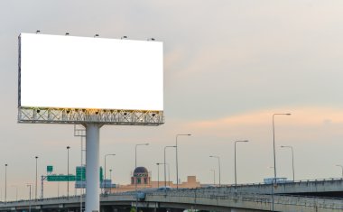 city view geçmişi olan yolda büyük boş Pano