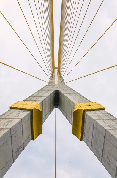 Cable del Pilar del Puente en Bangkok, Tailandia — Foto de Stock