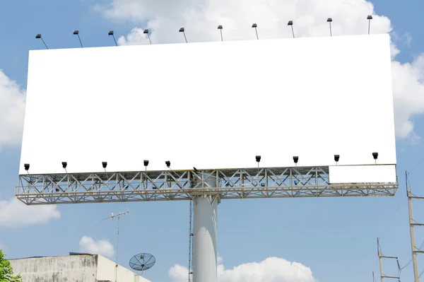 Prázdný billboard připraven na novou reklamu — Stock fotografie