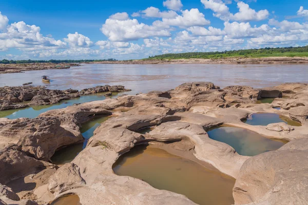 Grand Canyon incroyable de roche dans la rivière Mékong, Ubonratchathani Th — Photo