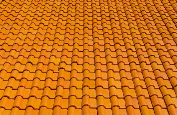 Telhas laranja telhado para fundo — Fotografia de Stock