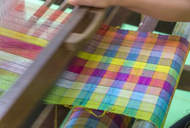 dokuma tezgâhı ve çözgü üzerinde Servisi