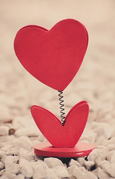 Corazón del amor en el día de San Valentín en piedra . —  Fotos de Stock