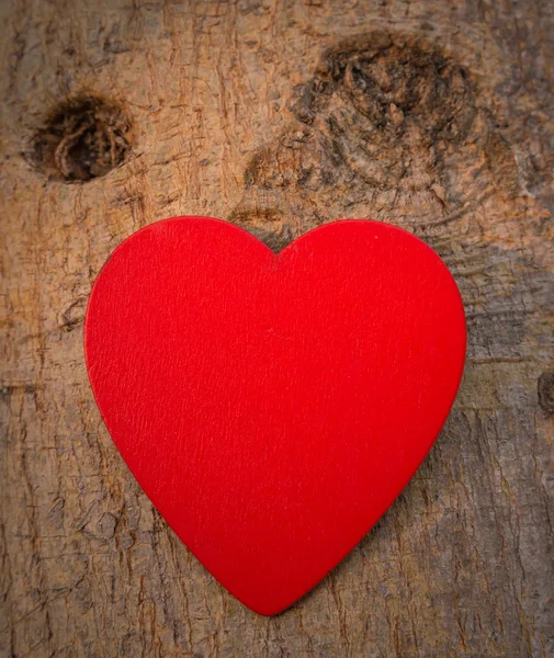 Kjærlighetens hjerte på Valentinsdagen i tre – stockfoto