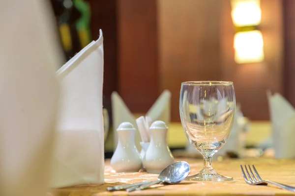 Elegance of glasses on table set up for dinning room — Stock Photo, Image