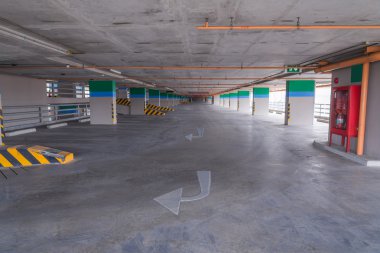 Boş Park garaj Binası