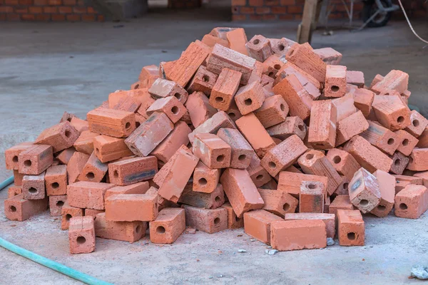 Group of red bricks Inside building with construction unfinished — Stock Photo, Image