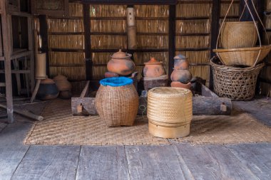 El yapımı bambu dokuma yuvarlak kutu Tay yapışkan pirinç