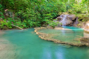 erawan şelale Milli Parkı, derin orman şelale