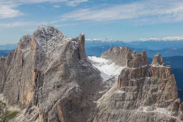 Rifugio Vajolet Torri Con Neve Sulle Montagne Dolomitiche Italiane — Foto Stock