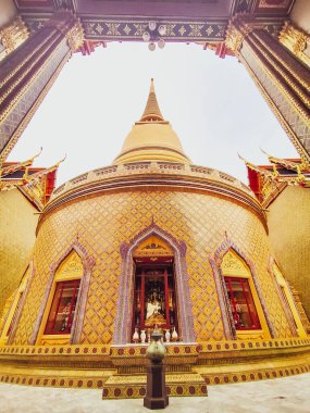 Bangkok Tayland 'daki antik mimari simgesi. Wat Ratchabophit adında geleneksel bir tapınak