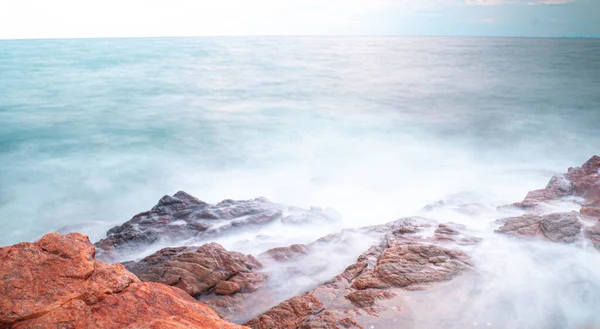 Long Exposure Sea Smooth Wave Rock Nature Seascape Abstract Vacation — Stock Photo, Image