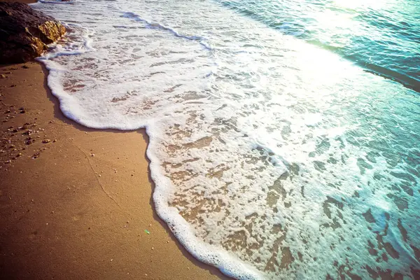 Zachte Blauwe Golven Het Strand Zomer Zee Strand Blauwe Hemel — Stockfoto