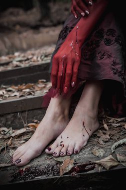 Ormandaki karanlık peri