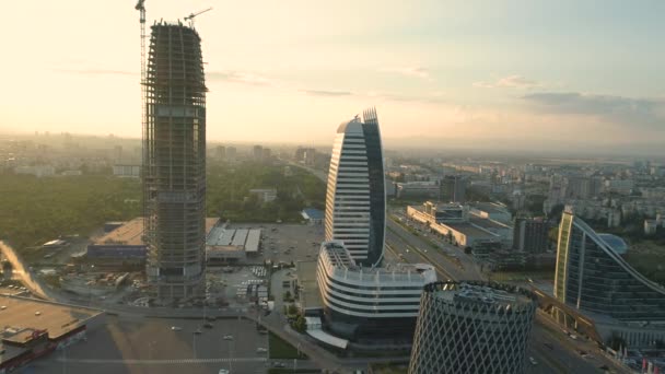 Capital Fort Business Centre, Nowoczesny biurowiec architektoniczny — Wideo stockowe