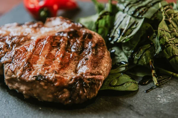 Sebzeli ızgara biftek