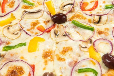 Farklı malzemeler izole edilmiş.