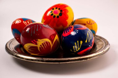  Sepetteki Paskalya yumurtaları