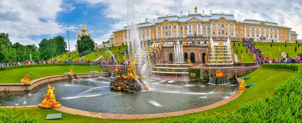 São Petersburgo Rússia Junho 2019 Grande Cascata Palácio Peterhof Fonte — Fotografia de Stock