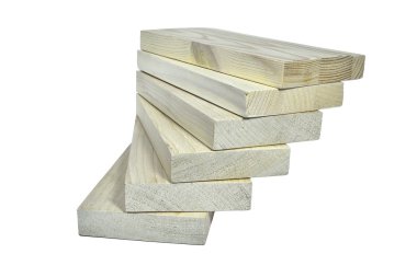 Ahşap plakalar - bir çevre dostu yapı malzemesi yığını 