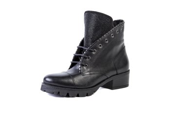 Kadın İtalyan deri ayakkabı, beyaz bir arka plan bahar deri çizmeler