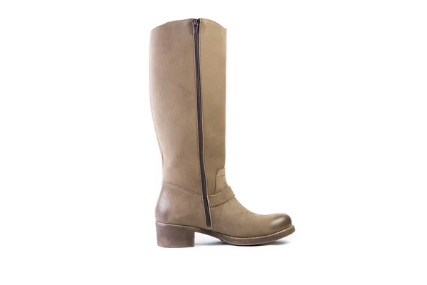 Botas de primavera marrón para zapatos de mujer sobre un fondo blanco, tienda en línea —  Fotos de Stock