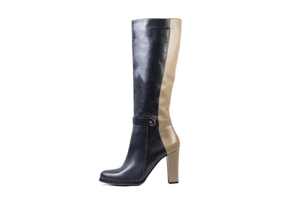 Preto feminino botas altas em um fundo branco, loja online — Fotografia de Stock