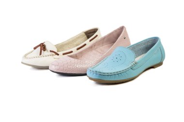 Siyah ayakkabılar beyaz arka plan, kadınlar şık ayakkabılar, online satış