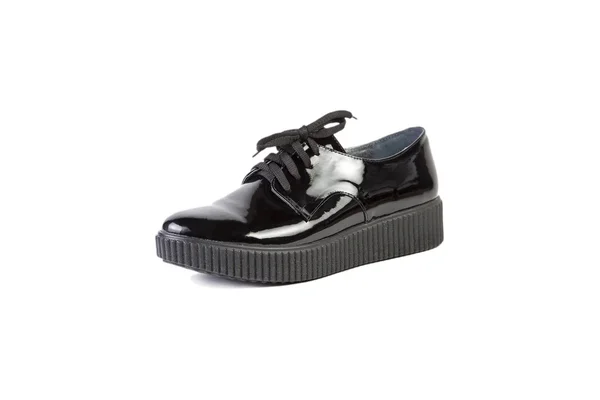 흰색 배경, 여자 세련 된 신발, 온라인 판매에 검은 신발 — 스톡 사진