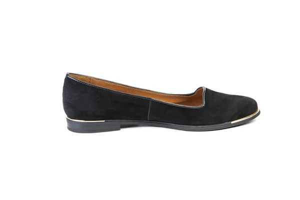 Scarpe nere su sfondo bianco, calzature alla moda donna, vendita online — Foto Stock