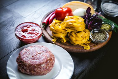 Yemek makarna, İtalyan yemekleri, lezzetli yemekler için malzemeler