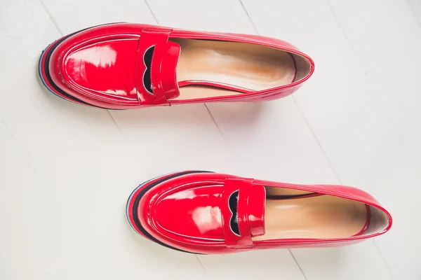 Chaussures rouges, chaussures élégantes en cuir verni — Photo