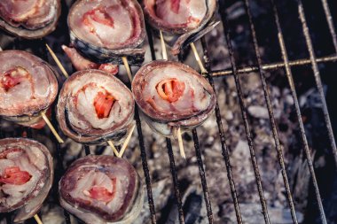 uskumru rulo ızgara, yemek yeme